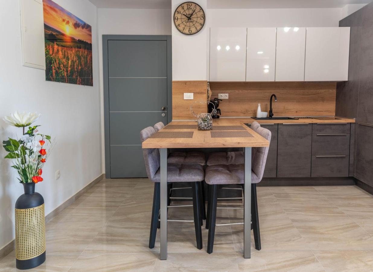 Apartmani Dalmacija Drage Kültér fotó